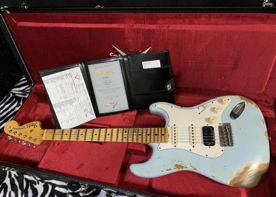 画像3: Fender Custom Shop 69 Heavy Relic Stratocaster HSS - Handwound PU's - Authorized Dealer - Aged Sonic Blue/新品/全国一律送料無料！