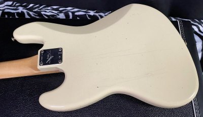 画像2: Fender Custom Shop 1968 Journeyman Relic Jazz Bass - Vintage White/新品/全国一律送料無料！