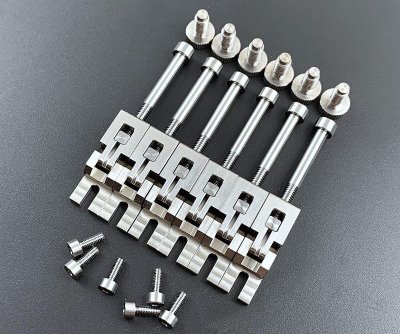 画像1: Floyd Rose Titanium Double Locking Systyem Locked Saddles for Tremolo/フロイドローズ/アップデートキット/トレモロシステム/送料無料！