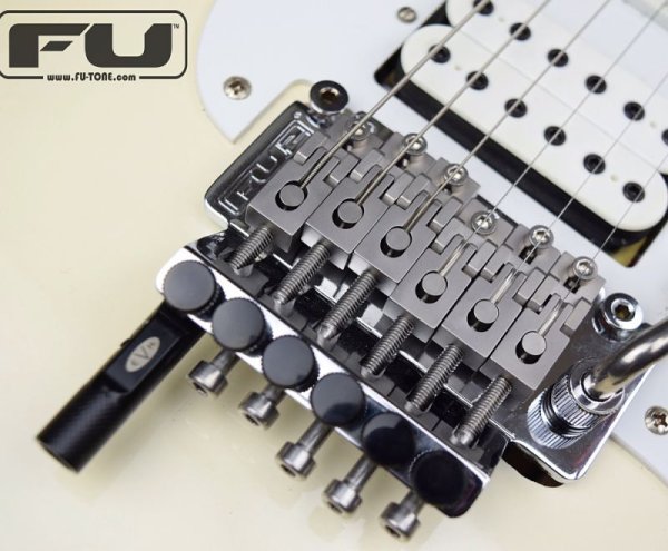 画像1: FU-Tone Titanium Replacement Saddles for locking tremolos/フロイドローズ・トレモロユニット/チタン製サドル/全国一律送料無料 (1)