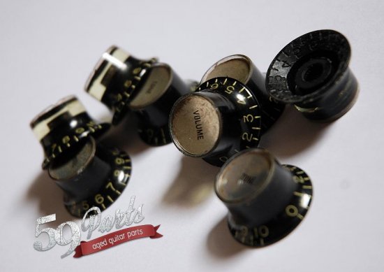 59PARTS/SET OF 4 HAND AGED TOP HAT REFLECTOR KNOBS  BLACK/SILVER/ビンテージパーツ/全国一律送料無料